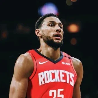 FB体育网页版-火箭击败独行侠，结束连败