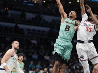 尼克斯力克黄蜂，迎来两连胜