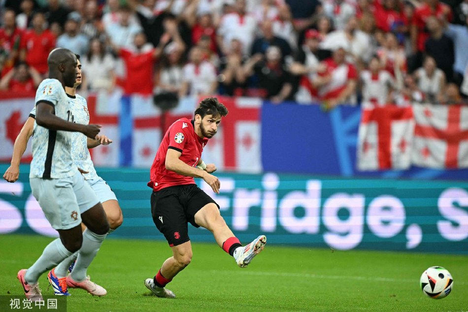 FBsports-葡萄牙逆转斩获欧洲杯小组赛首胜