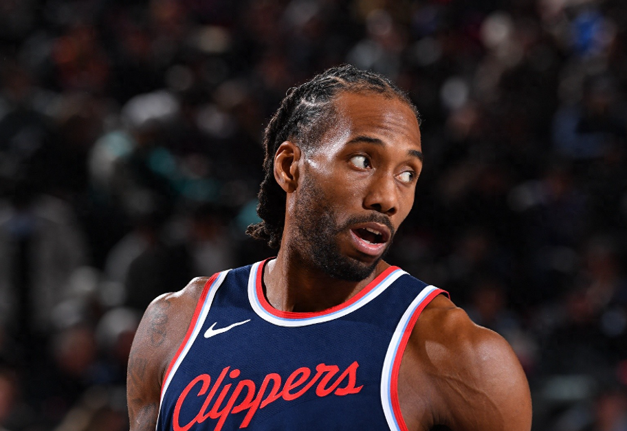 FB体育APP-快船客场大胜老鹰，取得三连胜！