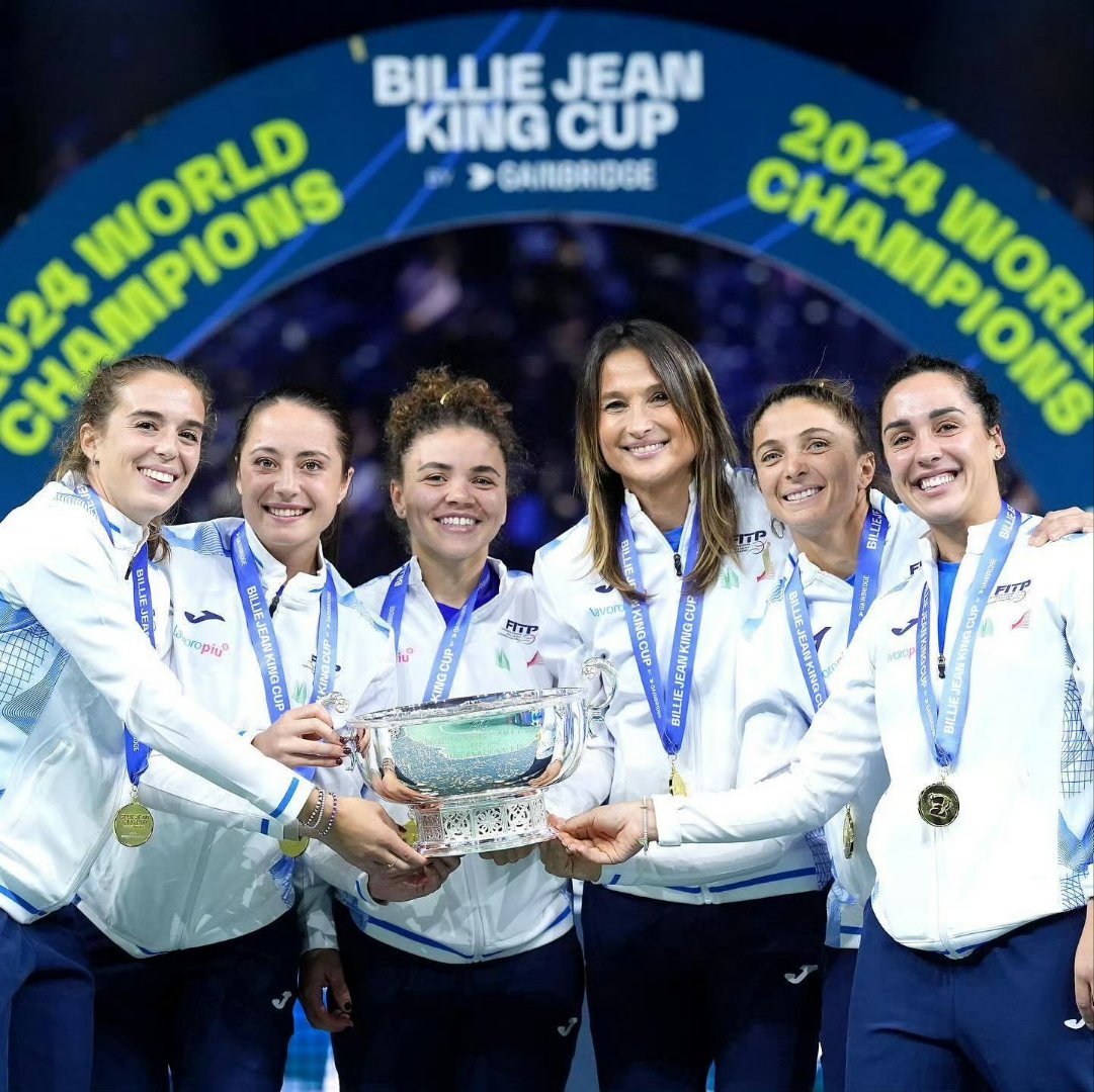 关于意大利队击败荷兰,跻身欧洲杯八强的信息 关于意大利队击败荷兰,跻身欧洲杯八强的信息